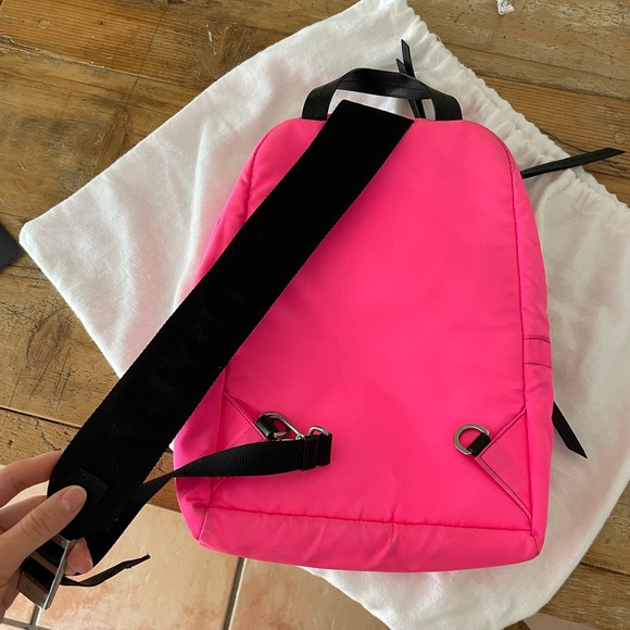 Hot Pink PRADA Tessuto Backpack Nylon Rosa - Picture 2 of 9